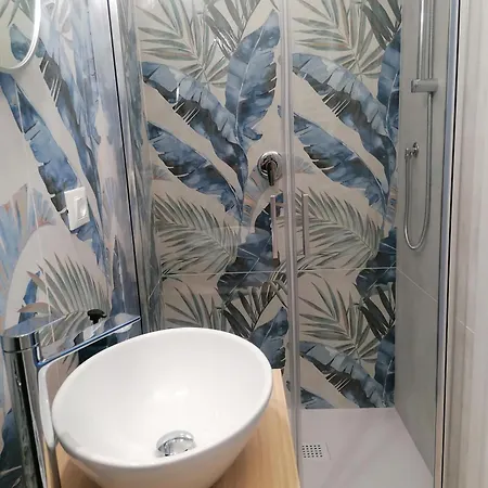 Rondini Di Casa Mosaico * Volterra